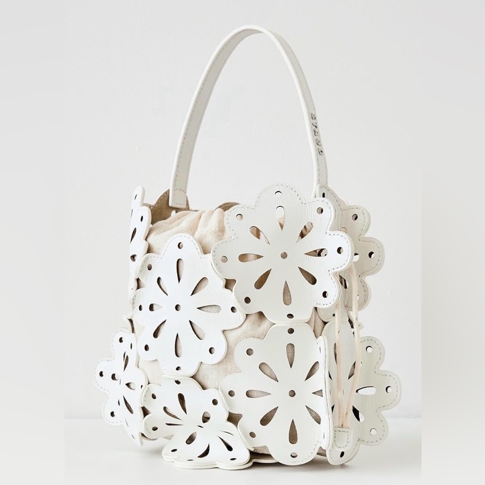 STAUD Flora Basket Bag - Picture 2 of 9